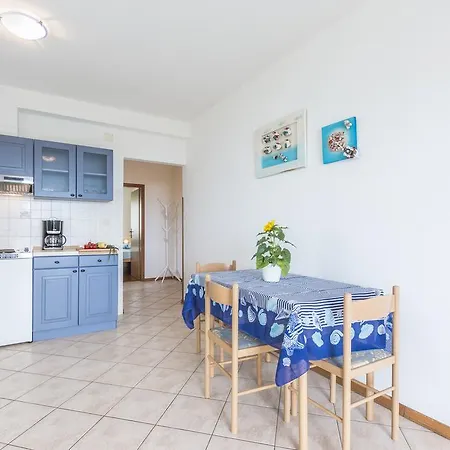 Valkovic Apartment